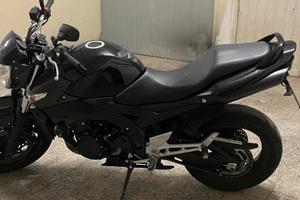 Suzuki GSR 600 - 2009