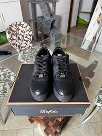 Scarpe Buffalo RSE V2 vegan nere – numero 38