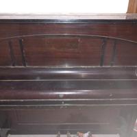 Pianoforte a muro Kohdson