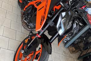 KTM DUKE 390