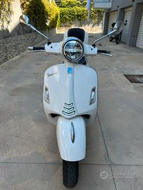 Vespa Gts 300 Super