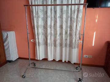 Appendiabiti in acciaio 