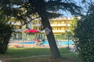 3 LOCALI A COMACCHIO