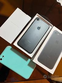 Iphone 7  nero opaco 32gb