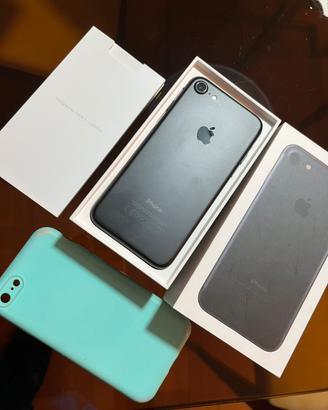 Iphone 7  nero opaco 32gb