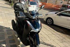 Honda SH 350