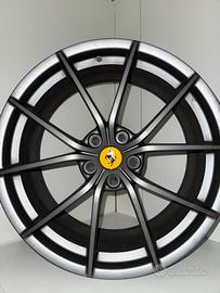 CERCHIONE FERRARI 812 GTS ORIGINALE DA ESPOSIZIONE