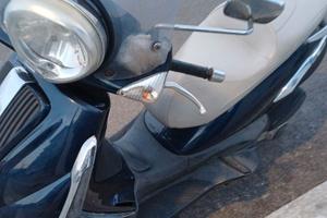 Piaggio Beverly Tourer 250 ie