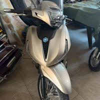 Piaggio Beverly  2021