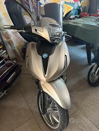 Piaggio Beverly  2021