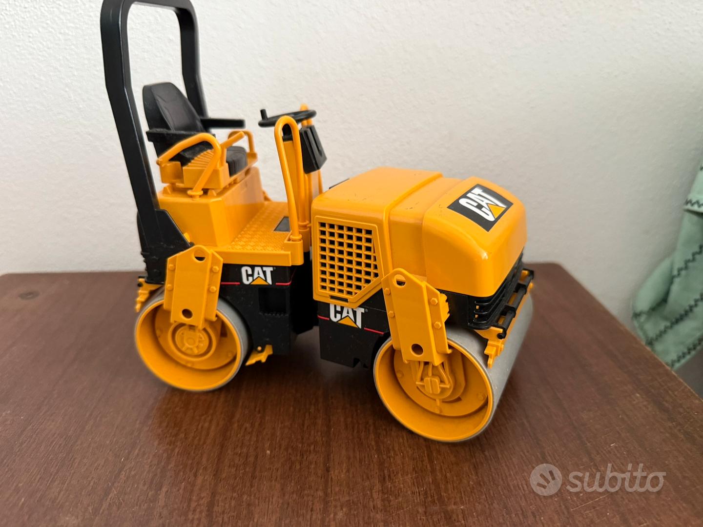 Bruder rullo CAT Tutto per i bambini In vendita a Vicenza