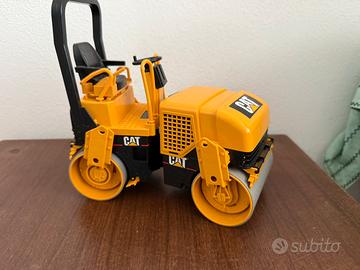 Bruder rullo CAT Tutto per i bambini In vendita a Vicenza