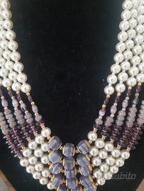 Collana di bigiotteria vintage con perle e pietre