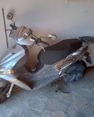 Scooter Benelli Velvet