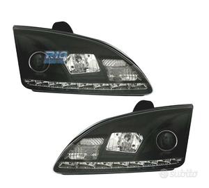 FARI PER FORD FOCUS 04-08 LUCE DIURNA REALE SFONDO