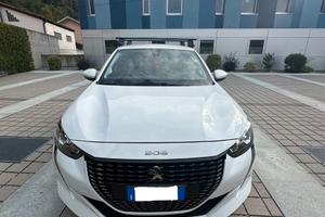 Peugeot 208 - 2021