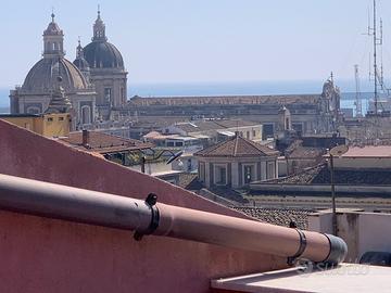 Bilocale arredato Centro Storico Barocco Catanese