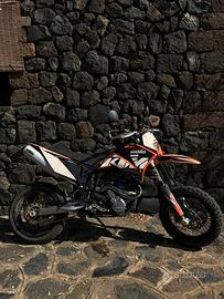 KTM 625 SMC LC4 -2005 - supermotard