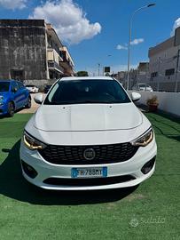 Fiat Tipo 1.6 Mjt 4 porte Opening Edition