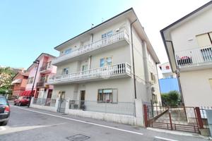 4 LOCALI A CAORLE