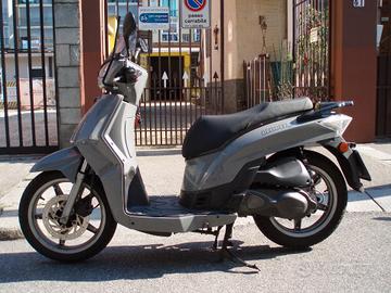 Kymco People 200 ie S - 28662 km