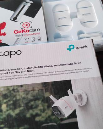 kit sicurezza: telecamera e  door alarm