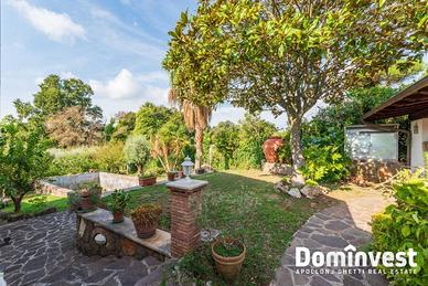 Villa di 118 m² con 4 locali e box auto a Velletri