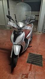 Kymco People S 150– 2018 – 15.409 km