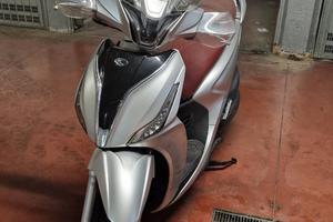 Kymco People S 150– 2018 – 15.409 km