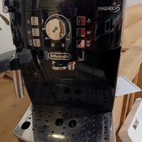 machina per caffè in grani