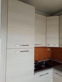 Cucina angolare quasi nuova