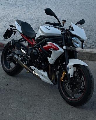 Triumph Street Triple R ABS