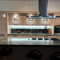 Cucina + bancone in frassino sbiancato