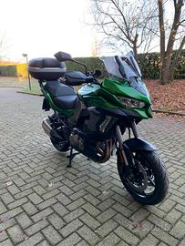 Kawasaki Versis 1000 SE