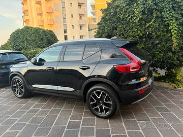 Volvo xc40 MANIACALE