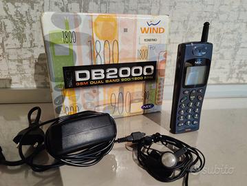 Cellulare NEC DB2000 + scatola e accessori vintage