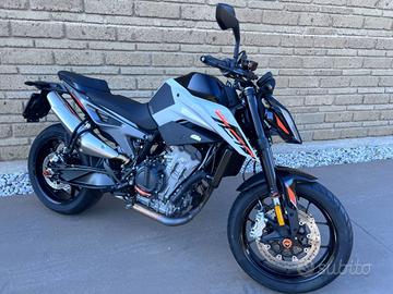 KTM 790 Duke Tech Pack