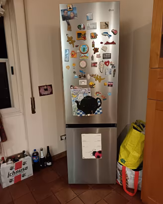 Frigorifero LG  con 3 mesi