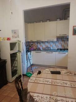 Immobile in asta di 1006 m² con più di 5 locali a - Vista 3