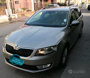 Skoda Octava Wagon G-tec Executive Plus