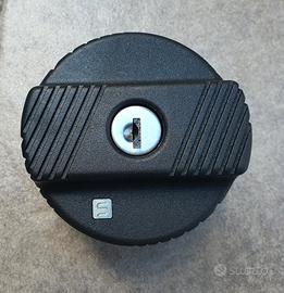 Tappo serbatoio carburante per Ford Fiesta etc.