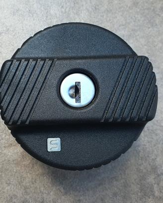 Tappo serbatoio carburante per Ford Fiesta etc.