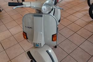 Vespa P 200 E