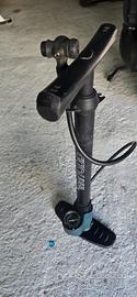 Pompa bici ad alta pressione – FLOWINE con manomet