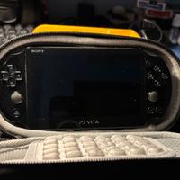 PlayStation Vita (PCH-2004)