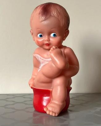 Bimbo su vasino Ledra collezione