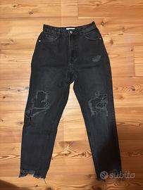 Jeans Bershka con strappi