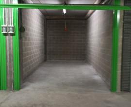 Ampio box auto, garage in borgo San Paolo