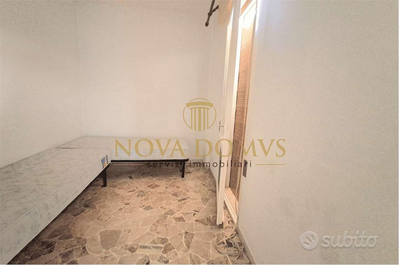 Appartamento in centro con 2 camere, studio e ambi - Vista 4