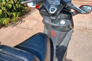 Scooter Kymco 50 Eco Cat